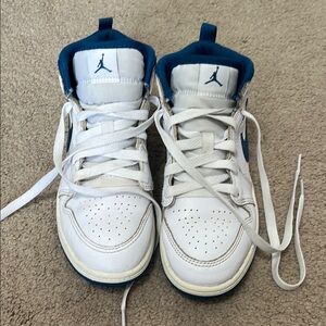 Nike Kids White and Blue Sneakers